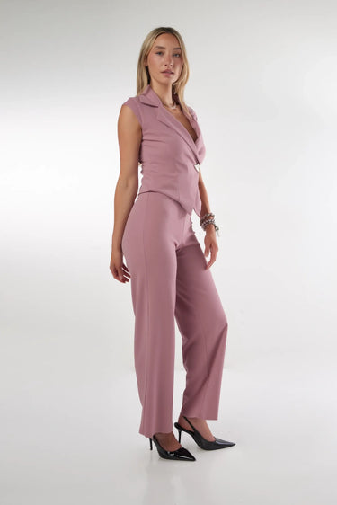 Magasinez la combinaison à jambes larges de la nouvelle collection de la Boutique Colori - Shop the wide-legs jumpsuit from new collection from Boutique Colori