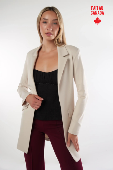 Magasinez le veston long de la nouvelle collection de la Boutique Colori - Shop the long blazer from new collection from Boutique Colori
