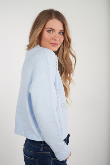 Magasinez le chandail avec boucles en perles de Colori - Shop the sweater with pearl bows from Colori