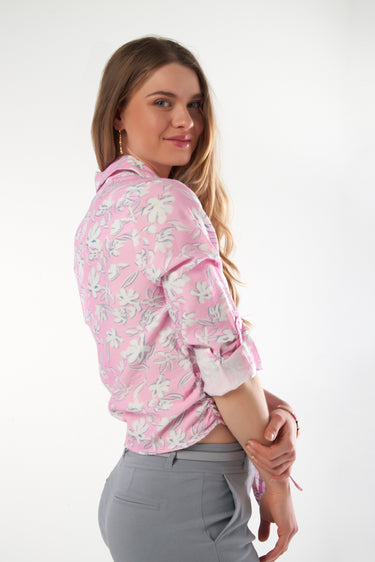 Magasinez la blouse fleurie de la nouvelle collection de la Boutique Colori - Shop the floral blouse from new collection from Boutique Colori