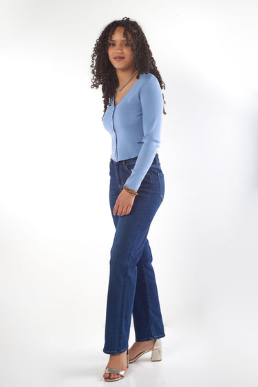 Magasinez le cardigan de la nouvelle collection de la Boutique Colori - Shop the cardigan from new collection from Boutique Colori