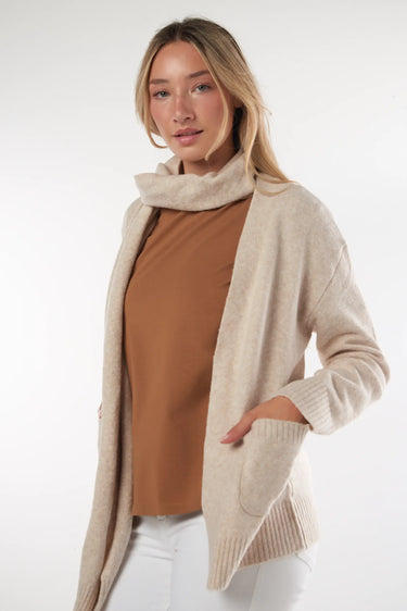 Magasinez le cardigan de la nouvelle collection de la Boutique Colori - Shop the cardigan from new collection from Boutique Colori