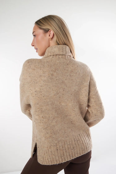 Magasinez le chandail à col roulé de la nouvelle collection de la Boutique Colori - Shop the turtleneck sweater from new collection from Boutique Colori