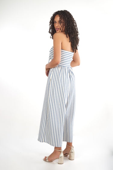 Magasinez la combinaison à dos ouvert de la nouvelle collection de la Boutique Colori  - Shop the open back jumpsuit from new collection from Boutique Colori