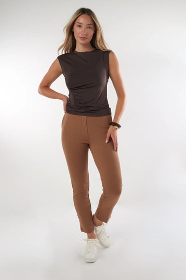 Magasinez le haut sans manches de la nouvelle collection de la Boutique Colori - Shop the sleeveless top from new collection from Boutique Colori