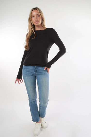 Magasinez le haut à manches longues de la nouvelle collection de la Boutique Colori - Shop the long-sleeved top from new collection from Boutique Colori