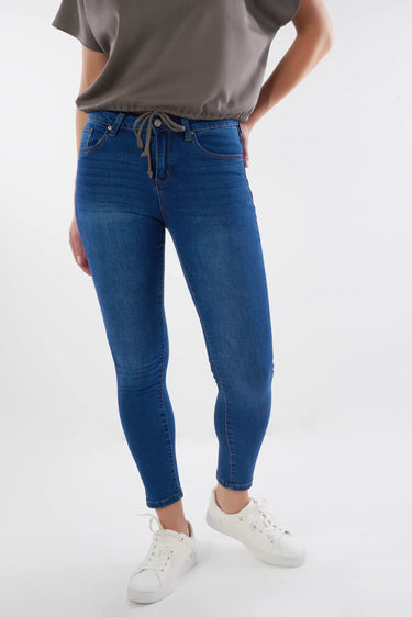 Magasinez le jean à jambe étroite de la nouvelle collection de la Boutique Colori - Shop the skinny jeans from new collection from Boutique Colori