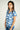 Magasinez la blouse en satin à manches courtes de Colori - Shop the short sleeve satin blouse from Colori