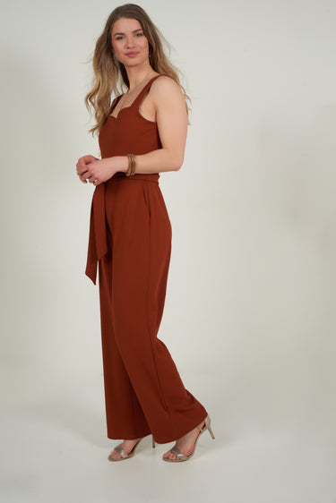 Magasinez la combinaison à bretelles larges de Colori - Shop the large straps jumpsuit from Colori
