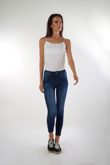 Magasinez le jean à jambe étroite de Colori - Shop the skinny jean from Colori