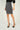 Magasinez la jupe crayon brillante de Colori - Shop the shiny pencil skirt from Colori