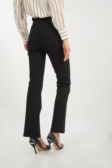 Magasinez le pantalon large à nervure de Colori - Shop the pinstriped wide-leg pants from Colori