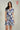 Magasinez la robe courte cache-coeur de Colori - Shop the short wrap dress from Colori