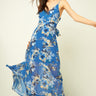 Magasinez la robe fleurie en chiffon de Colori - Shop the floral chiffon dress from Colori
