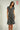 Magasinez la robe cache-coeur fleurie de Colori - Shop the floral wrap dress from Colori