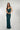 Magasinez la robe de Noël à dos ouvert de Colori - Shop the open-back Christmas dress from Colori
