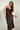 Magasinez la robe en satin avec col bénitier de Colori - Shop the satin dress with cowl neck from Colori
