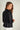 Magasinez le veston brillant à manches trois-quarts de Colori - Shop the shiny three-quarter-sleeve blazer from Colori