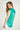 Magasinez la blouse sans manches en satin de Colori - Shop the sleeveless satin blouse from Colori