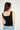 magasinez la camisole courte côtelée de Colori - shop the ribbed crop camisole from Colori